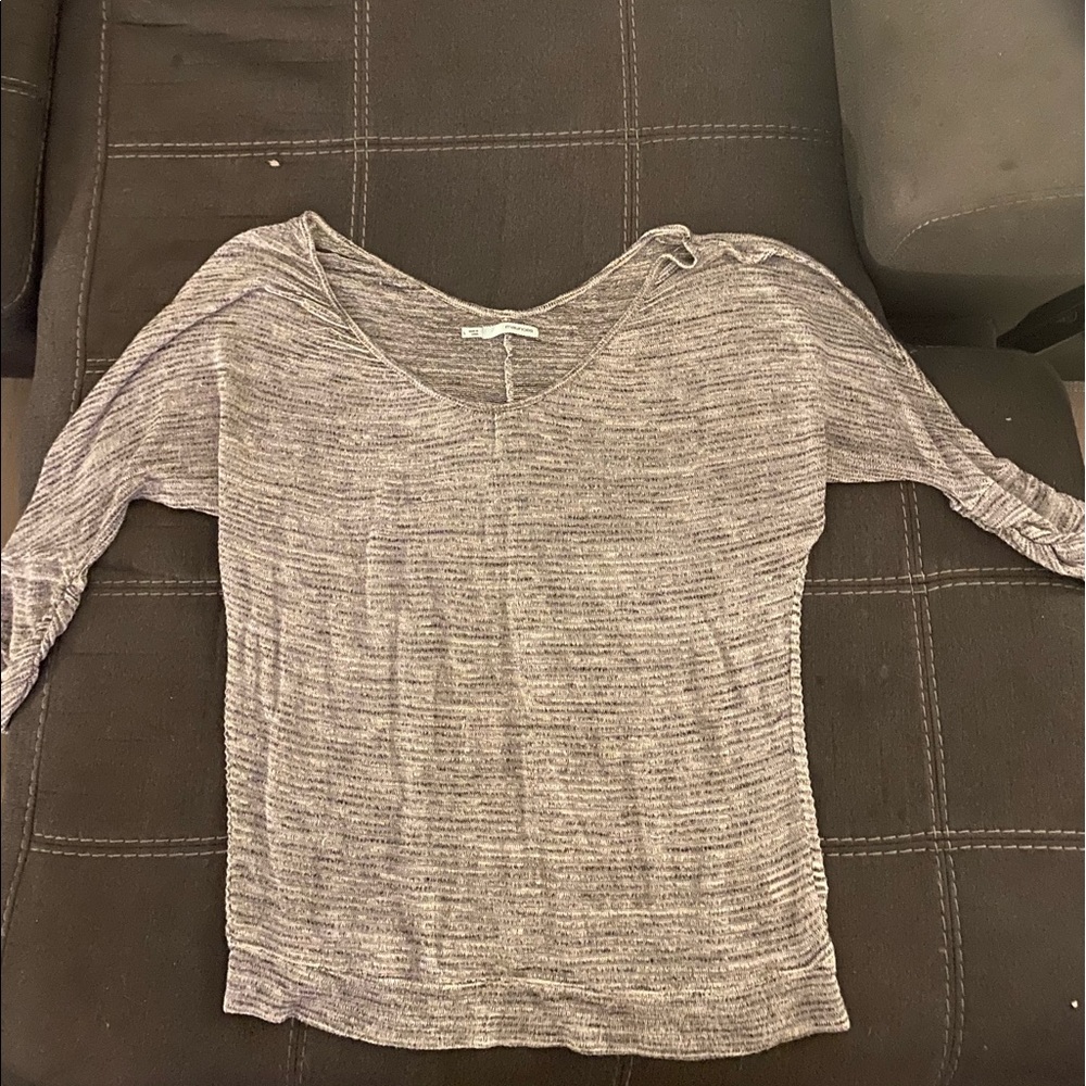 Great light sweater!